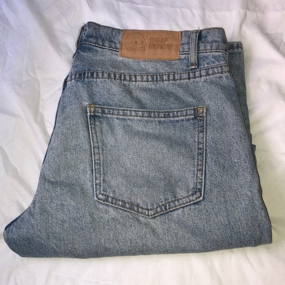 Cropped Cheap Monday pants - Picture 4 of 5